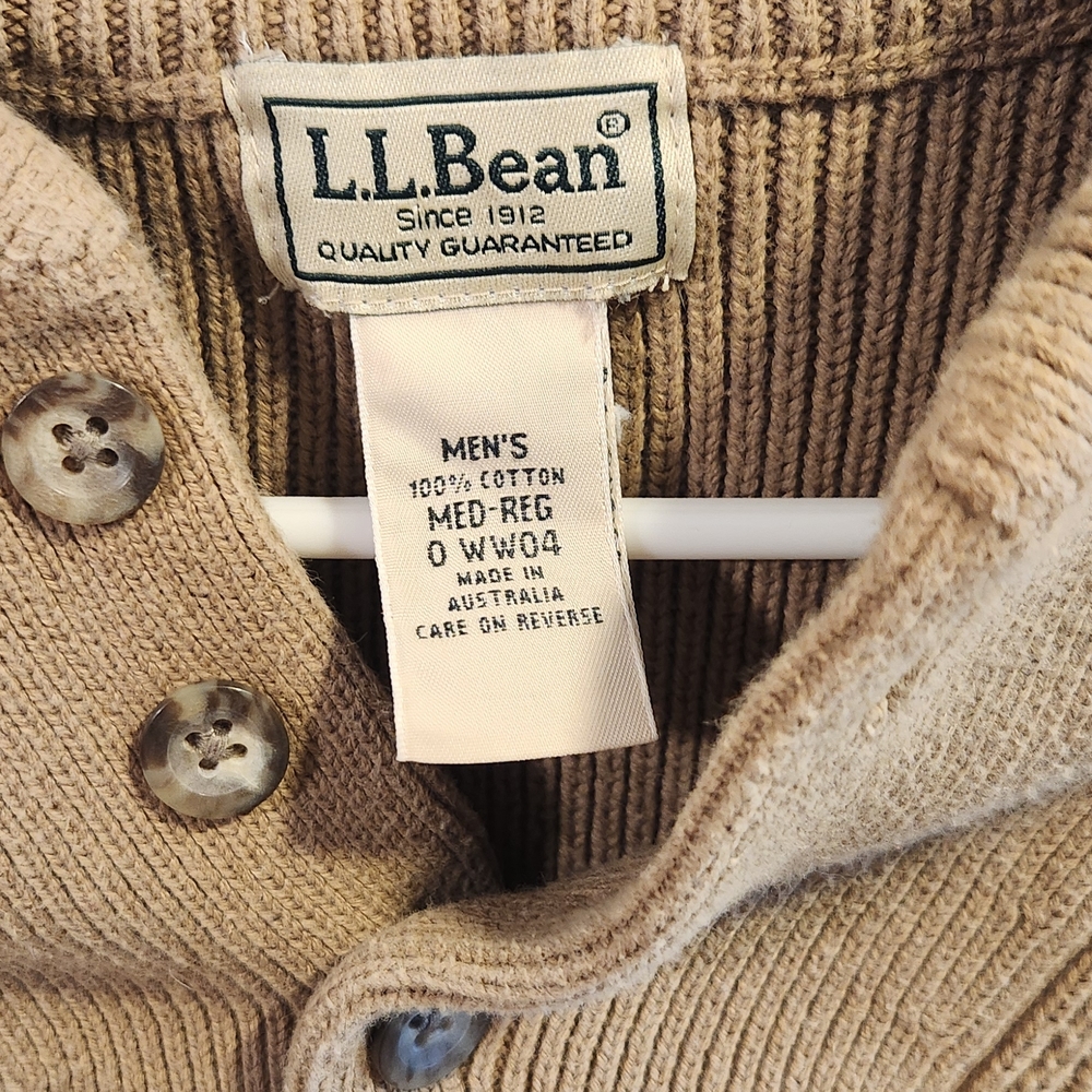 L.L.Bean Men's Beige Ribbed Cotton Henley